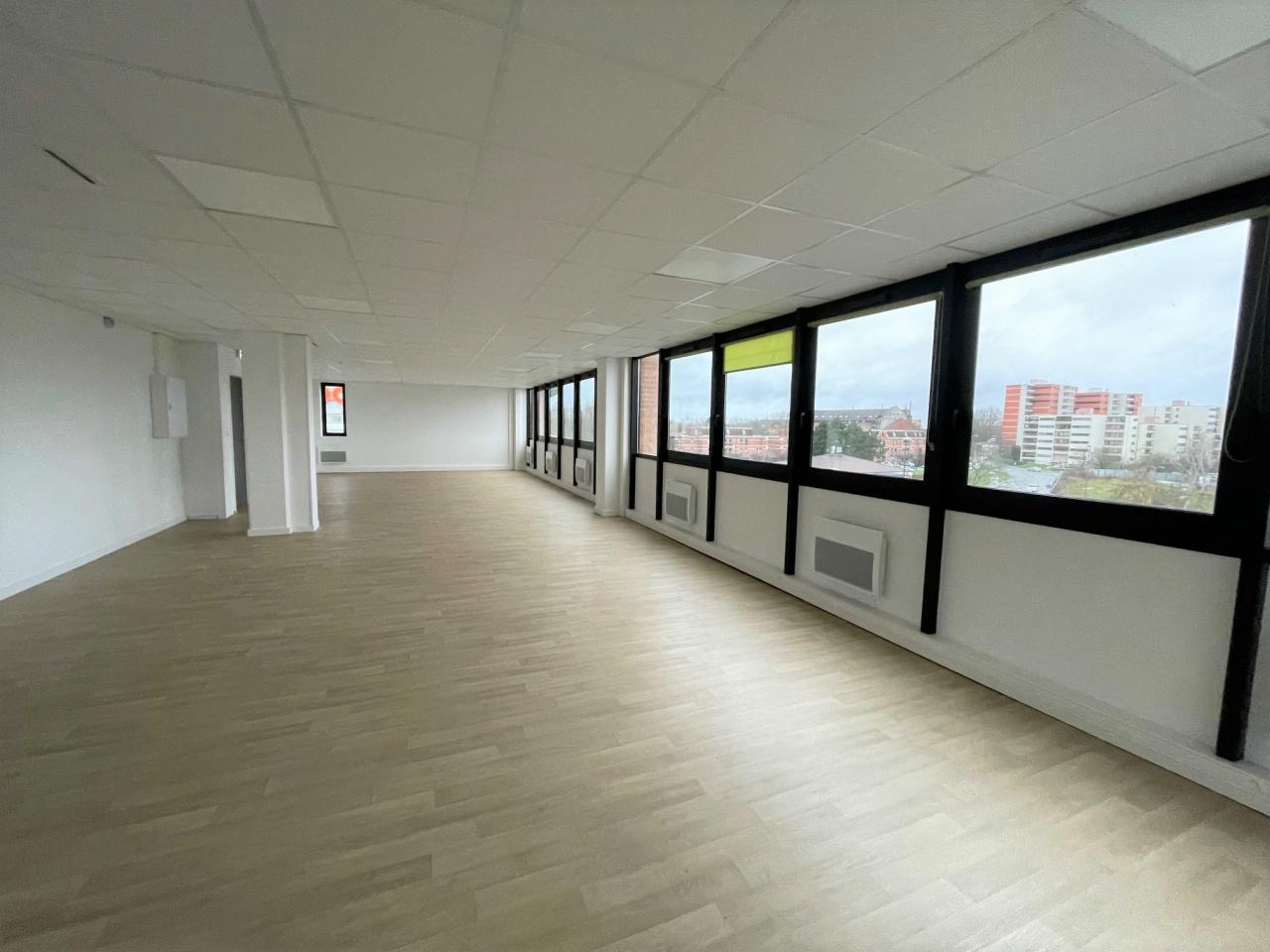 Bureau Villeneuve-d'Ascq 1379m² Location bureau Villeneuve-d'Ascq Nord OLBUR2425792 4
